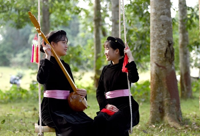 Ket Tong, unique customs of the Tay